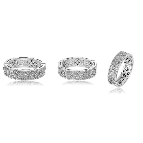 18k White Gold Ring Band w/ Zirconia - Clover Stackable Rings Sz 6 - Sable & Red