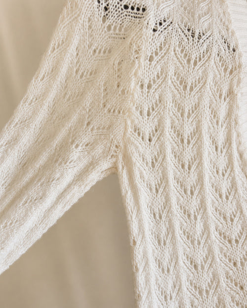 Candie’s White Open Knit V-Neck Sweater Top Size Large Rayon Long Sleeve Tunic
