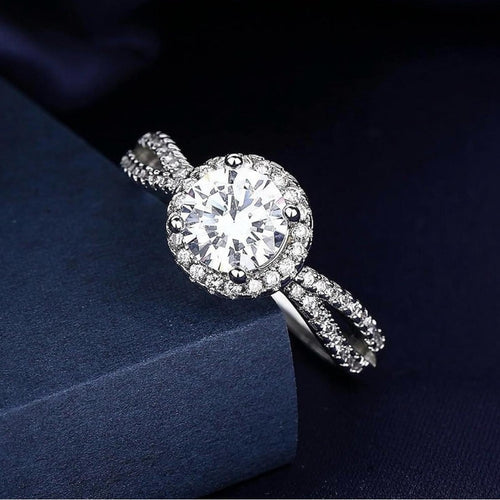 14K White Gold 1.0 Carat Cubic Zirconia 4-prong Engagement Ring - Size 9