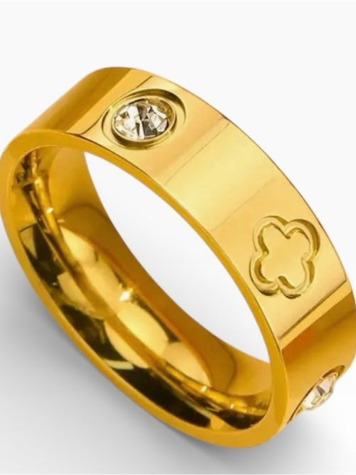 18k Gold Plate and 1/4cttw Cubic Zirconia Clover Band Ring