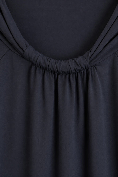 Ann Taylor Navy Gathered Neck 3/4 Sleeve Stretch Top - Sable & Red