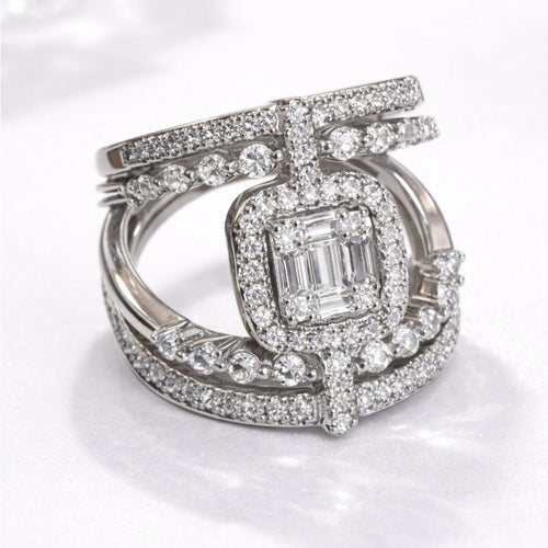 18K White Gold Baguette and Round Diamond Wide Three Row Ring Sz 6