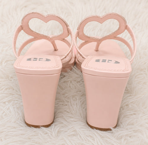 Gianni Bini GB “The Heart” Rhinestone Heart Platform Thong Heeled Sandals Pink