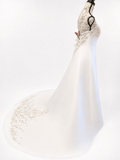 David’s Bridal Satin Organza A-Line Chapel Train Gown Size 12 V8820 - Sable & Red