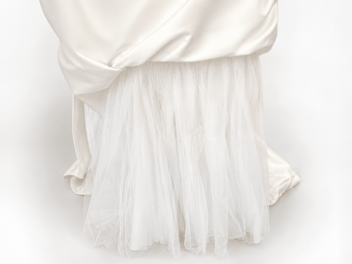 David’s Bridal Satin Organza A-Line Chapel Train Gown Size 12 V8820 - Sable & Red