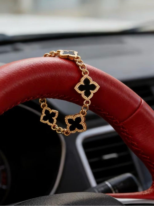 Luxury Black Clover Steering Wheel Charm Gold Car Accessory - Sable & Red