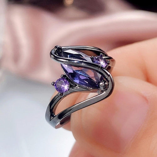 Marquise Cut Amethyst Gemstone Crystal Ring in Black Gold - Sable & Red